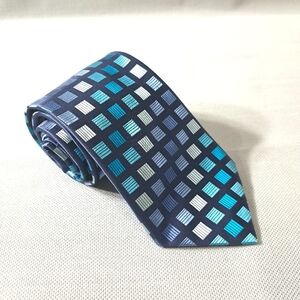BCBG ATTITUDE Men's Tie Blue Three Tone 100% Silk‎